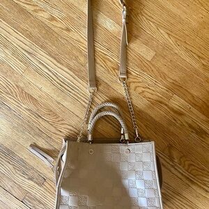 STEVE MADDEN Bjeanne Crossbody Satchel Bag/Purse- -Camel.
